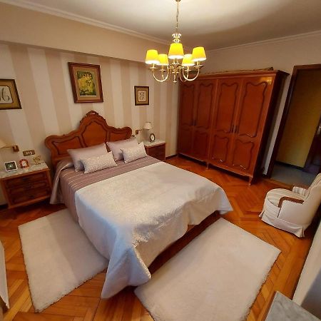 Fantastico Piso, Proximo A La Estacion De Tren. Apartment Vigo Bagian luar foto