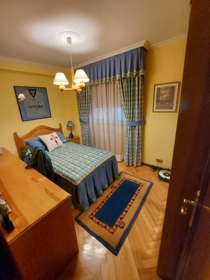Fantastico Piso, Proximo A La Estacion De Tren. Apartment Vigo Bagian luar foto